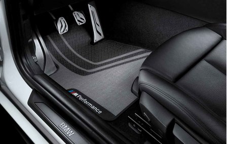 BMW F10 &amp; F11 M Performance matset